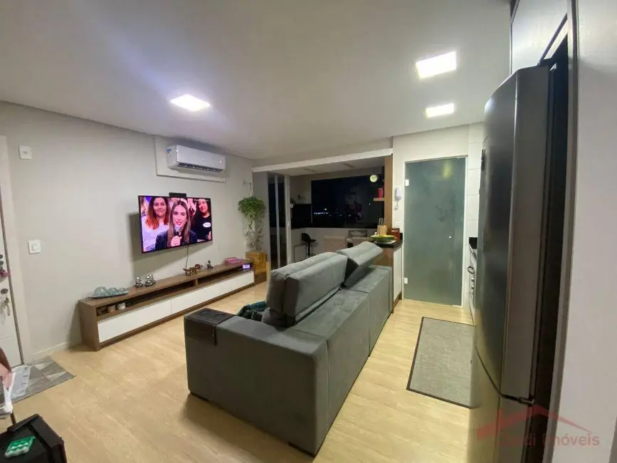 Foto 2 de Apartamento com 1 quarto à venda, 83m2 em Saguaçu, Joinville - SC