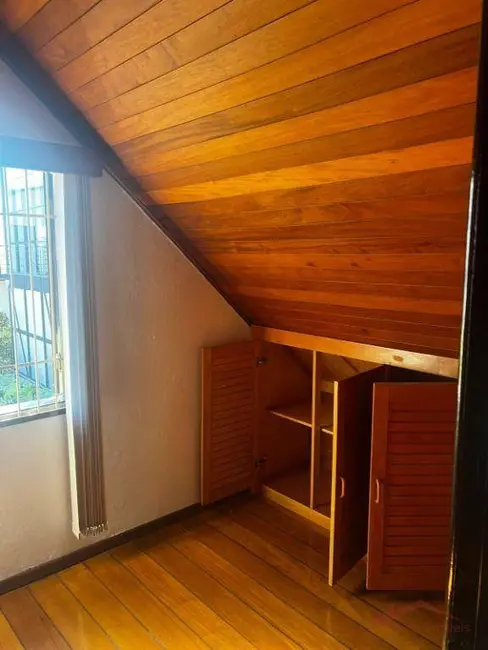 Foto 14 de Casa para alugar, 636m2 em América, Joinville - SC