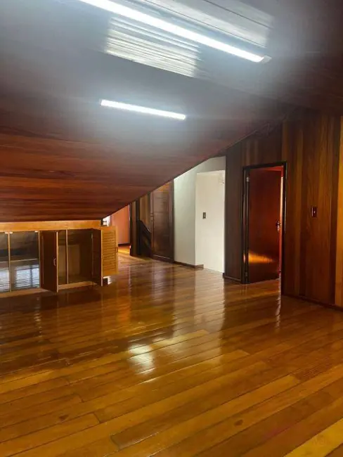 Foto 25 de Casa para alugar, 636m2 em América, Joinville - SC