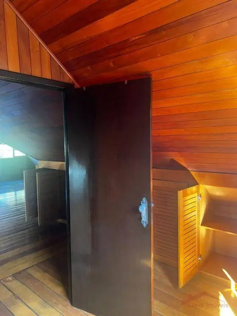 Foto 12 de Casa para alugar, 636m2 em América, Joinville - SC