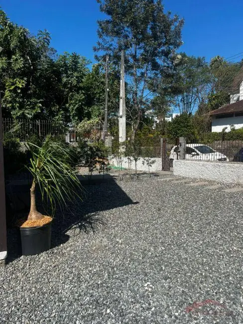 Casa para alugar, 636m2 em América, Joinville - SC - imagem 3 Foto 3 de Casa para alugar, 636m2 em América, Joinville - SC