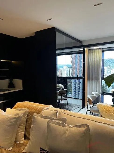 Foto 2 de Apartamento com 2 quartos à venda, 108m2 em Atiradores, Joinville - SC