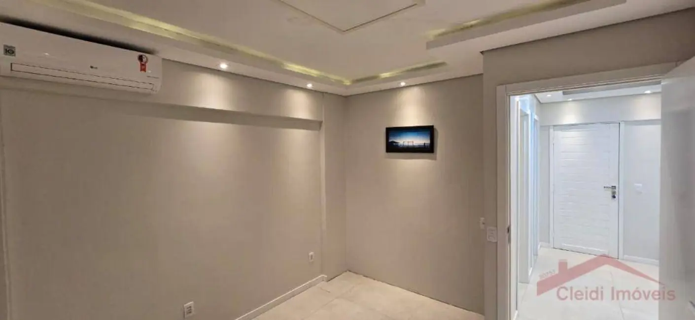 Foto 2 de Sala Comercial para alugar, 55m2 em Centro, Joinville - SC