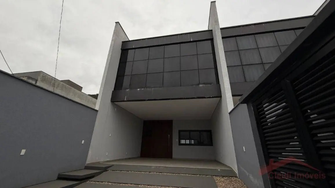 Foto 1 de Casa com 3 quartos à venda, 210m2 em América, Joinville - SC