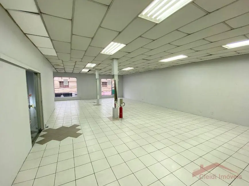 Sala Comercial para alugar, 450m2 em Centro, Joinville - SC - imagem 5 Foto 5 de Sala Comercial para alugar, 450m2 em Centro, Joinville - SC