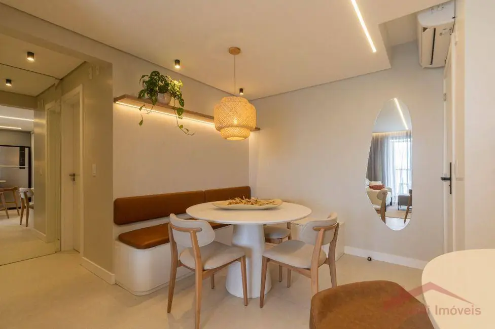 Foto 3 de Apartamento com 2 quartos à venda, 67m2 em Santo Antônio, Joinville - SC