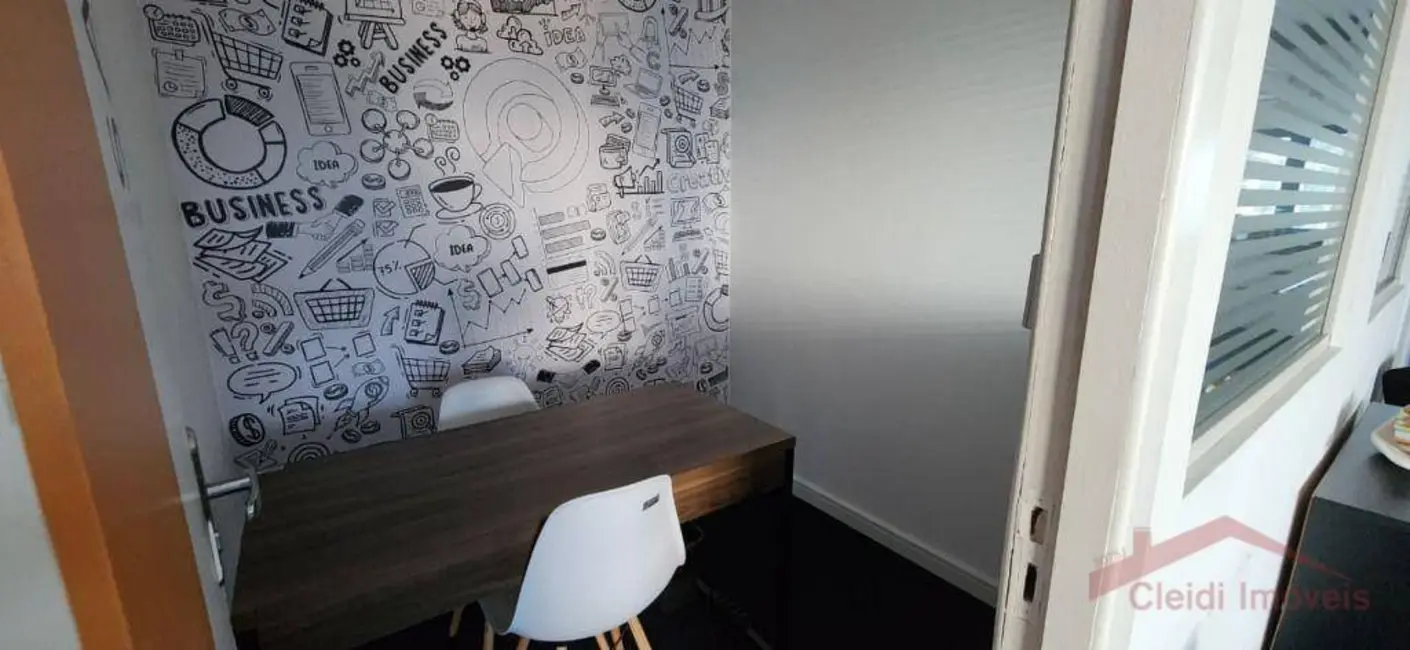 Sala Comercial para alugar, 260m2 em Iririú, Joinville - SC - imagem 5 Foto 5 de Sala Comercial para alugar, 260m2 em Iririú, Joinville - SC