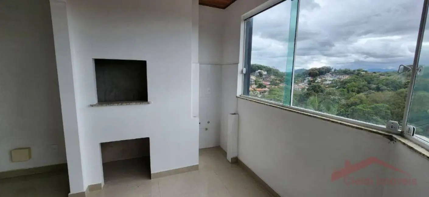Foto 4 de Apartamento com 3 quartos para alugar, 171m2 em Santa Catarina, Joinville - SC