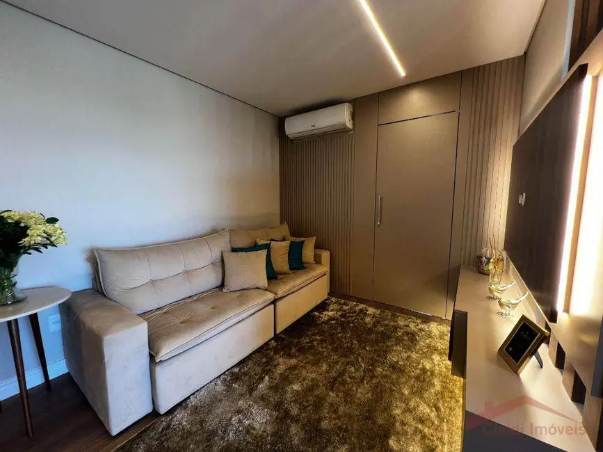 Foto 2 de Apartamento com 2 quartos à venda, 77m2 em Anita Garibaldi, Joinville - SC