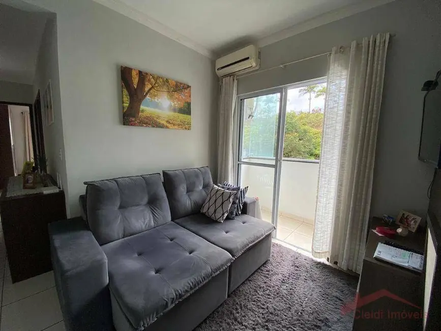 Foto 2 de Apartamento com 2 quartos para alugar, 56m2 em João Costa, Joinville - SC