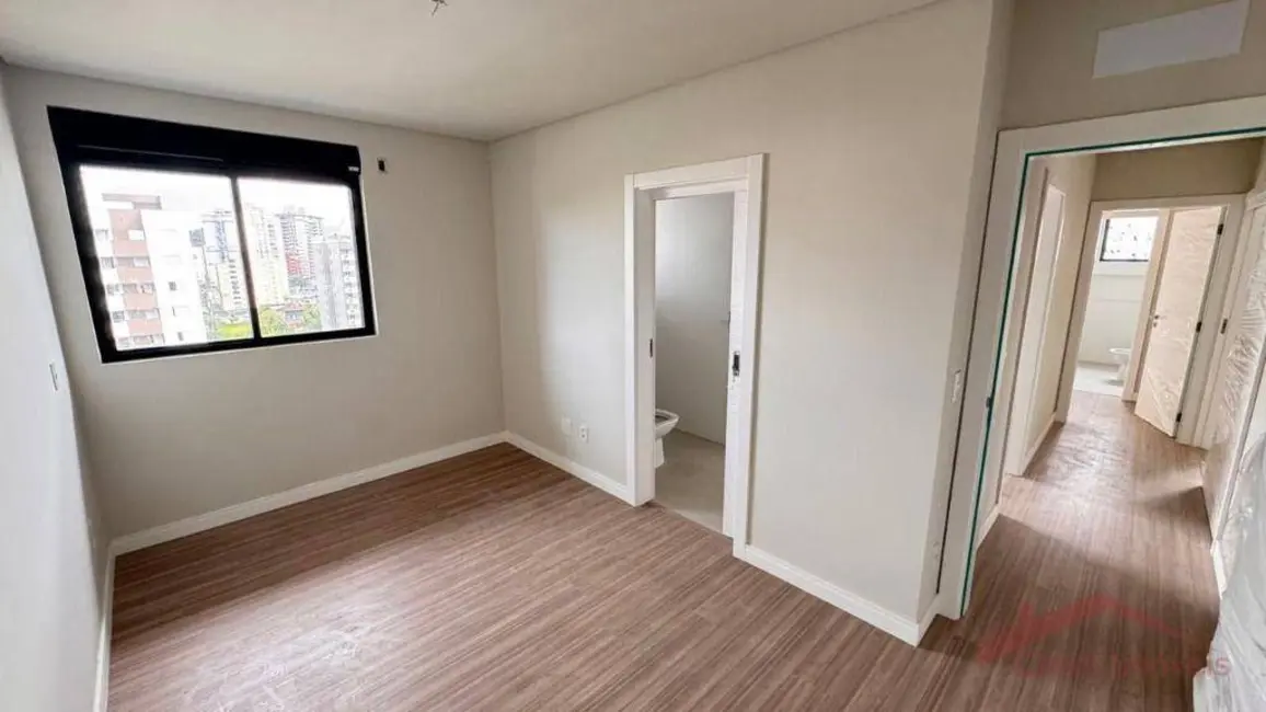 Apartamento com 3 quartos à venda, 197m2 em Centro, Joinville - SC - imagem 6 Foto 6 de Apartamento com 3 quartos à venda, 197m2 em Centro, Joinville - SC