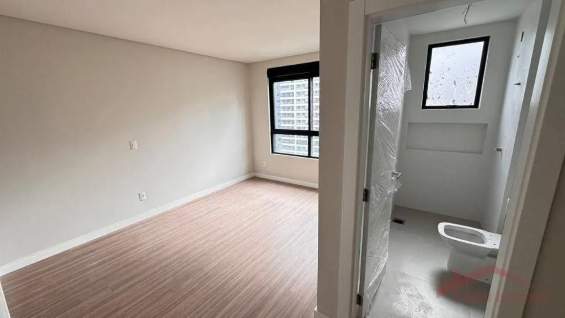 Apartamento com 3 quartos à venda, 197m2 em Centro, Joinville - SC - imagem 7 Foto 7 de Apartamento com 3 quartos à venda, 197m2 em Centro, Joinville - SC
