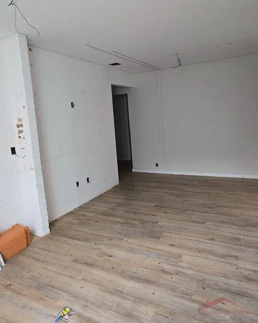 Foto 3 de Casa à venda e para alugar, 400m2 em Atiradores, Joinville - SC