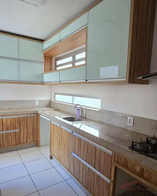 Foto 4 de Casa à venda e para alugar, 400m2 em Atiradores, Joinville - SC
