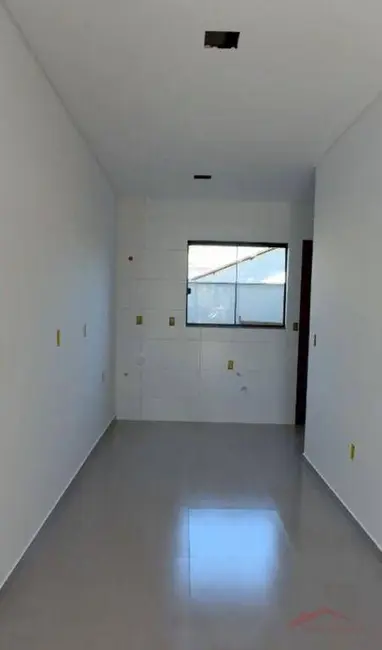 Casa com 2 quartos para alugar, 58m2 em Petrópolis, Joinville - SC - imagem 4 Foto 4 de Casa com 2 quartos para alugar, 58m2 em Petrópolis, Joinville - SC
