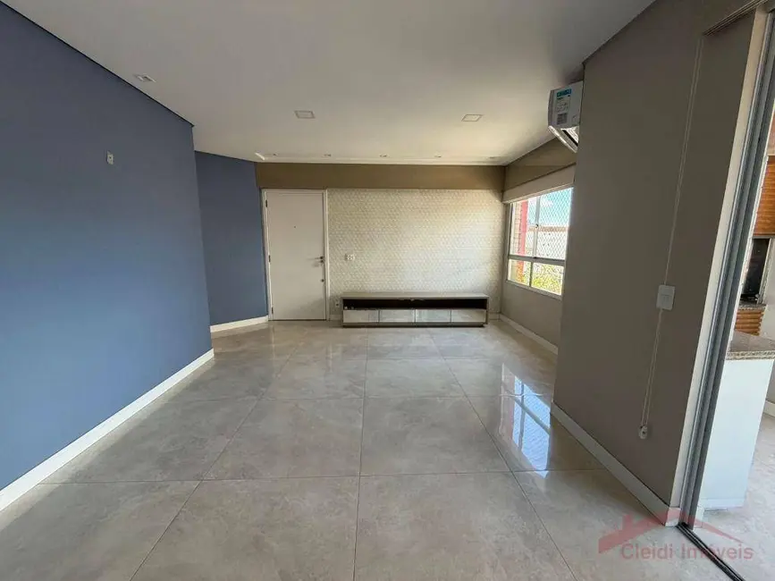 Foto 4 de Apartamento com 3 quartos à venda, 131m2 em Centro, Joinville - SC