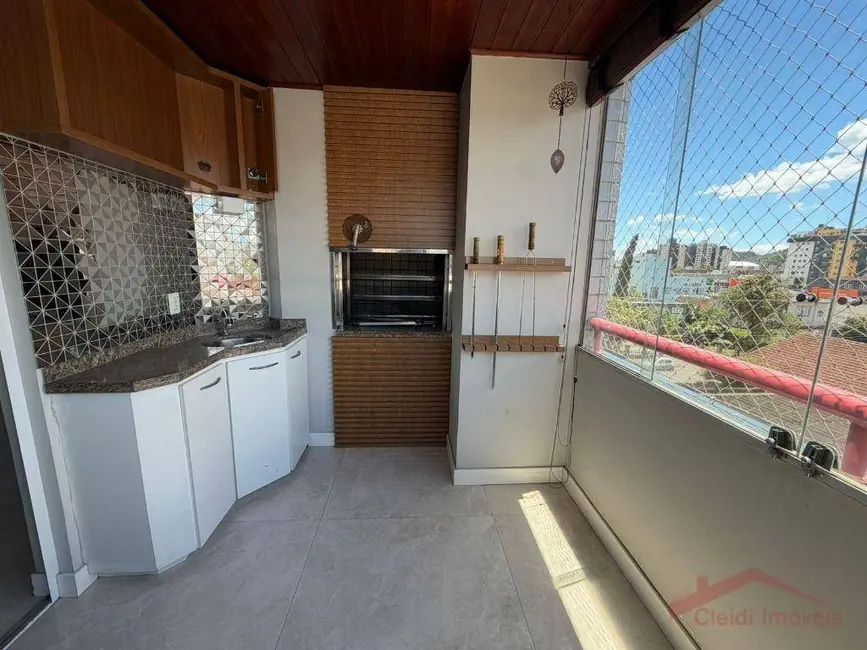Foto 7 de Apartamento com 3 quartos à venda, 131m2 em Centro, Joinville - SC