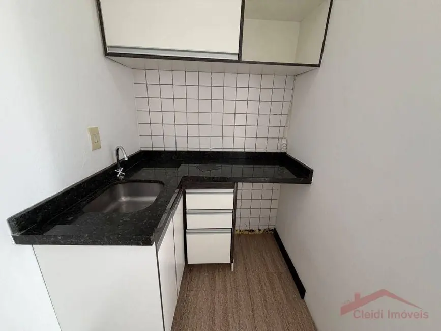 Foto 5 de Loja para alugar, 30m2 em América, Joinville - SC