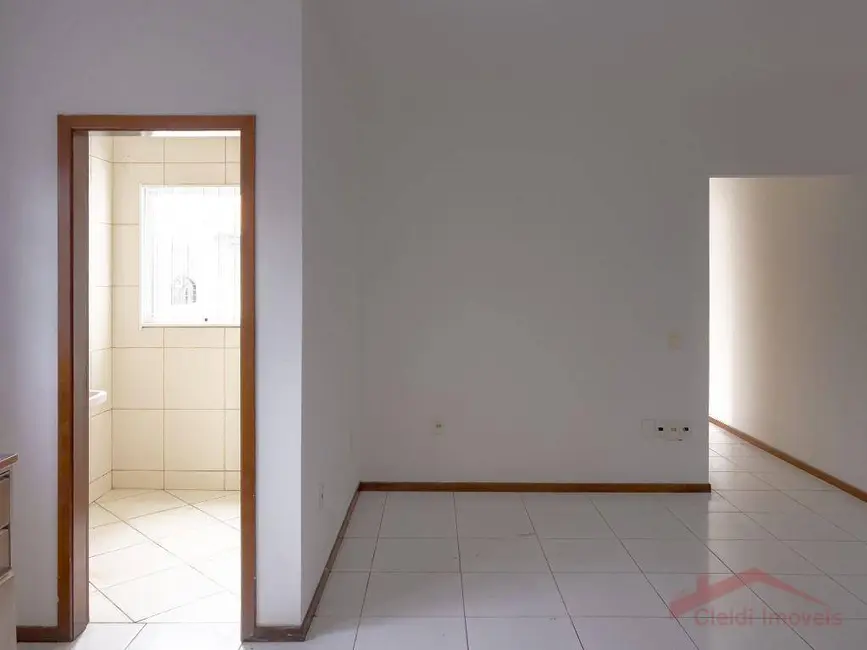 Foto 5 de Apartamento com 2 quartos à venda, 80m2 em Iririú, Joinville - SC