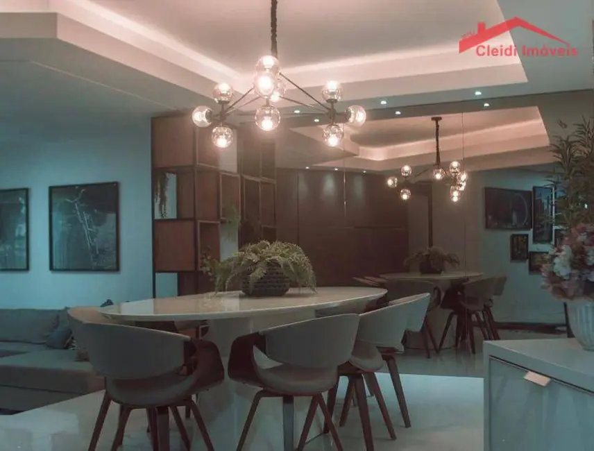 Foto 1 de Apartamento com 3 quartos à venda, 149m2 em Centro, Joinville - SC