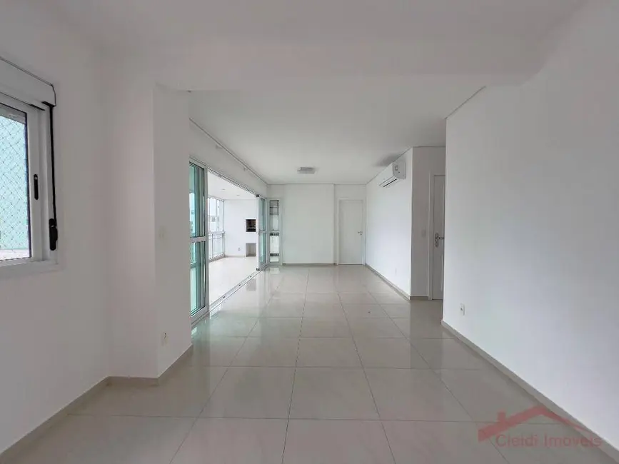 Foto 7 de Apartamento com 3 quartos à venda, 262m2 em Centro, Joinville - SC