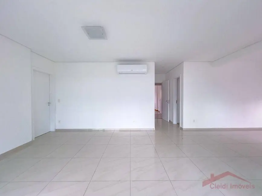 Foto 6 de Apartamento com 3 quartos à venda, 262m2 em Centro, Joinville - SC