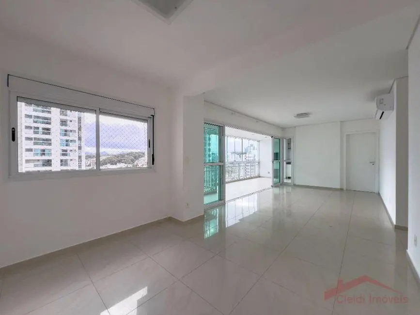 Foto 5 de Apartamento com 3 quartos à venda, 262m2 em Centro, Joinville - SC