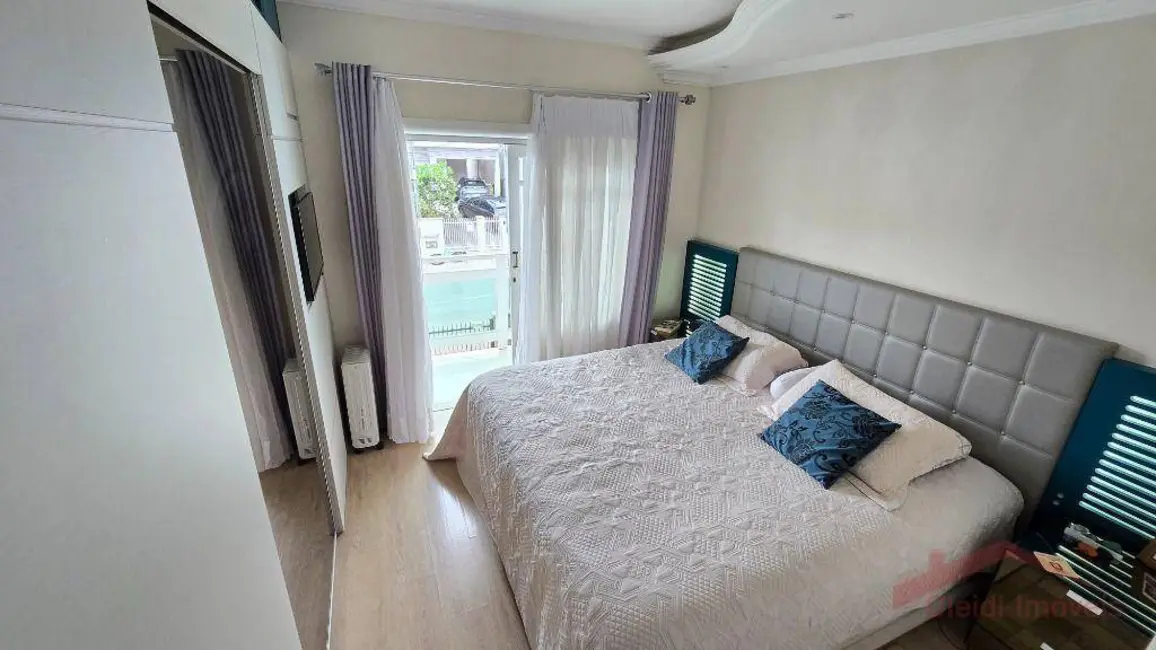 Foto 7 de Casa com 3 quartos à venda, 125m2 em Costa e Silva, Joinville - SC