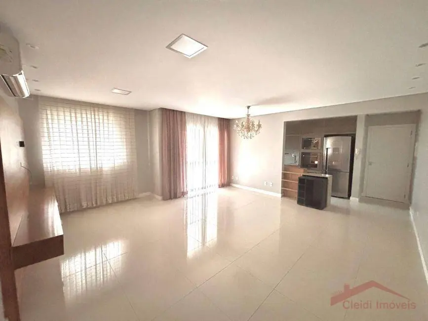 Foto 4 de Apartamento com 2 quartos à venda, 100m2 em Costa e Silva, Joinville - SC