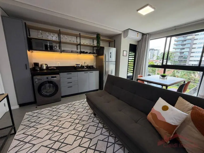 Foto 1 de Apartamento com 1 quarto para alugar, 56m2 em Anita Garibaldi, Joinville - SC