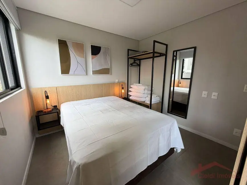 Foto 9 de Apartamento com 1 quarto para alugar, 56m2 em Anita Garibaldi, Joinville - SC