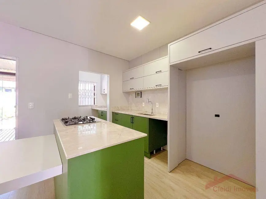 Foto 8 de Casa com 3 quartos à venda, 148m2 em Saguaçu, Joinville - SC