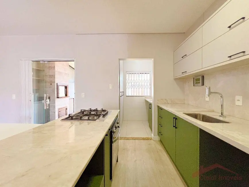 Foto 7 de Casa com 3 quartos à venda, 148m2 em Saguaçu, Joinville - SC