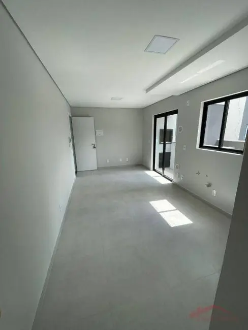 Foto 3 de Apartamento com 1 quarto à venda, 36m2 em Santo Antônio, Joinville - SC
