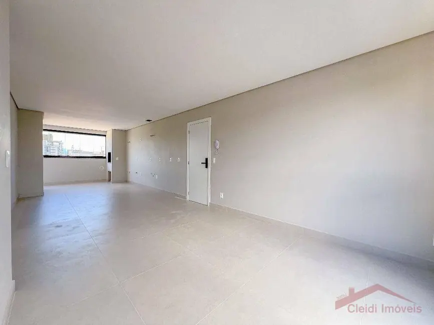 Foto 8 de Apartamento com 3 quartos à venda, 94m2 em Saguaçu, Joinville - SC