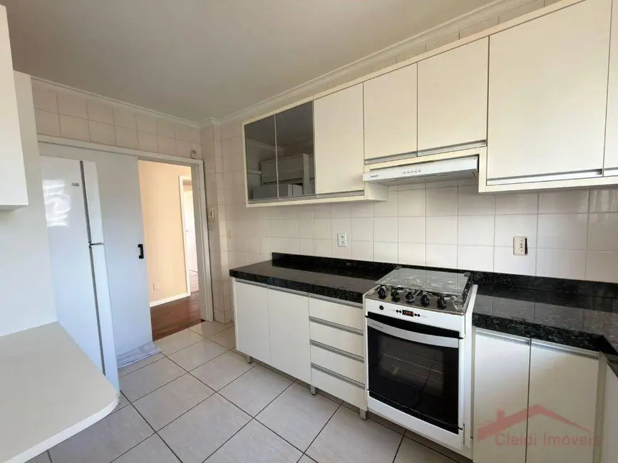 Foto 9 de Apartamento com 3 quartos para alugar, 146m2 em América, Joinville - SC