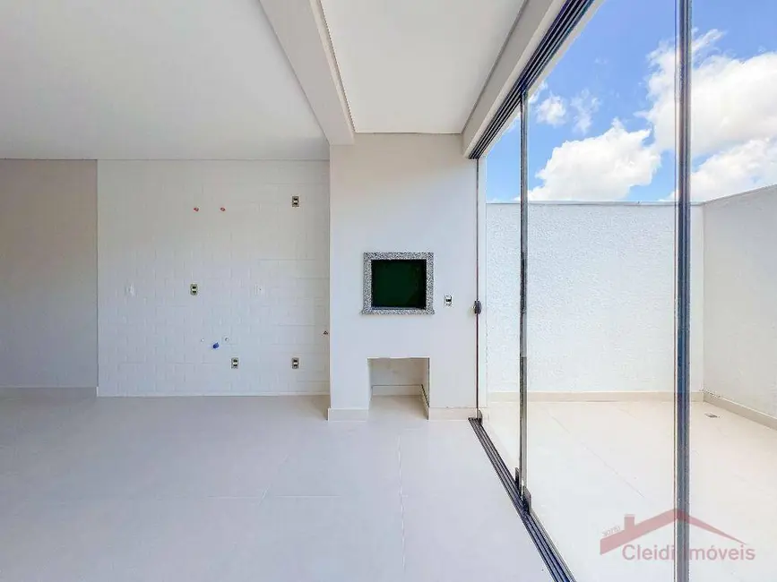 Foto 6 de Apartamento com 1 quarto à venda, 45m2 em Saguaçu, Joinville - SC