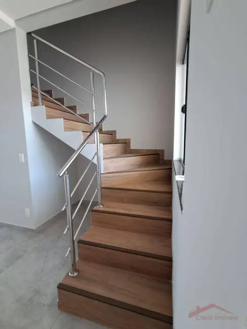 Foto 9 de Sobrado com 3 quartos à venda, 110m2 em Bom Retiro, Joinville - SC