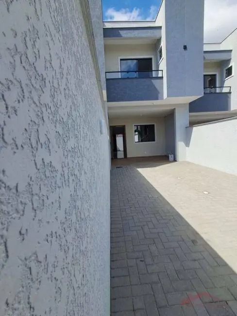 Foto 3 de Sobrado com 3 quartos à venda, 110m2 em Bom Retiro, Joinville - SC