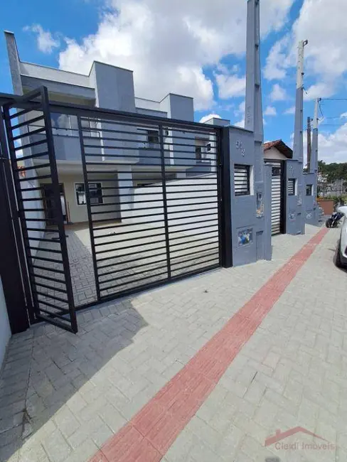 Foto 2 de Sobrado com 3 quartos à venda, 110m2 em Bom Retiro, Joinville - SC