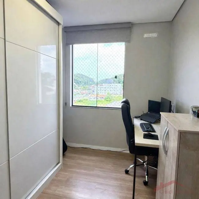 Foto 6 de Apartamento com 3 quartos para alugar, 125m2 em Glória, Joinville - SC