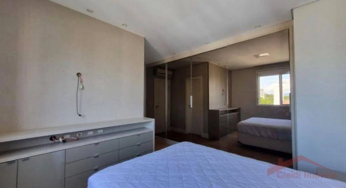 Foto 7 de Apartamento com 3 quartos à venda, 197m2 em Centro, Joinville - SC