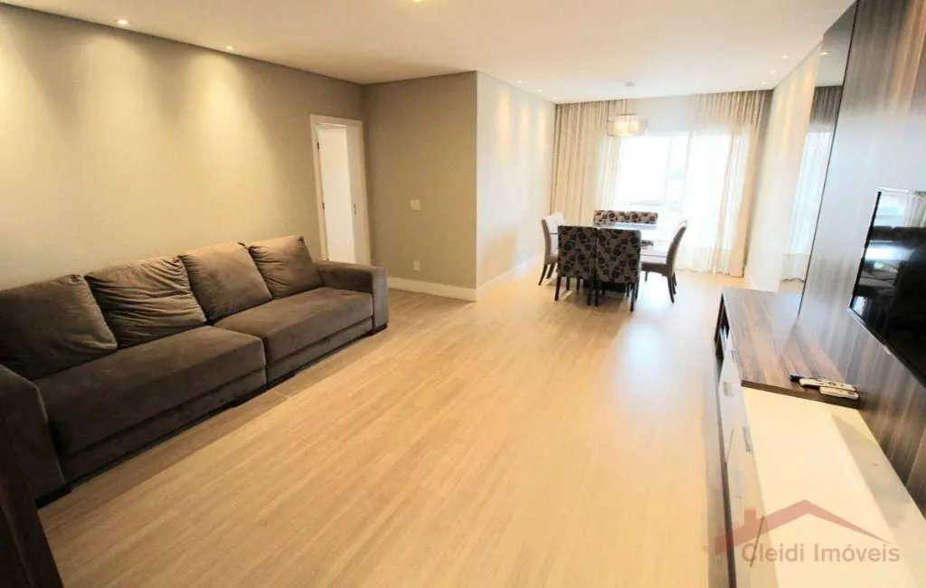 Foto 1 de Apartamento com 3 quartos à venda, 197m2 em Centro, Joinville - SC