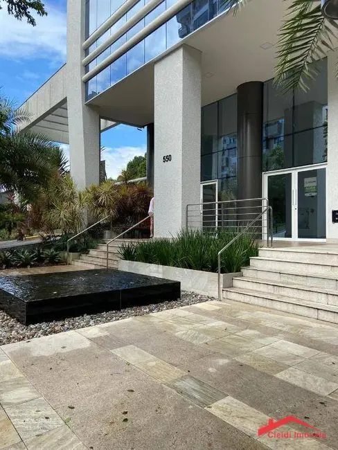 Foto 1 de Sala Comercial para alugar, 62m2 em América, Joinville - SC