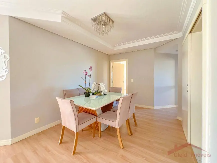 Foto 5 de Apartamento com 4 quartos à venda, 194m2 em Anita Garibaldi, Joinville - SC