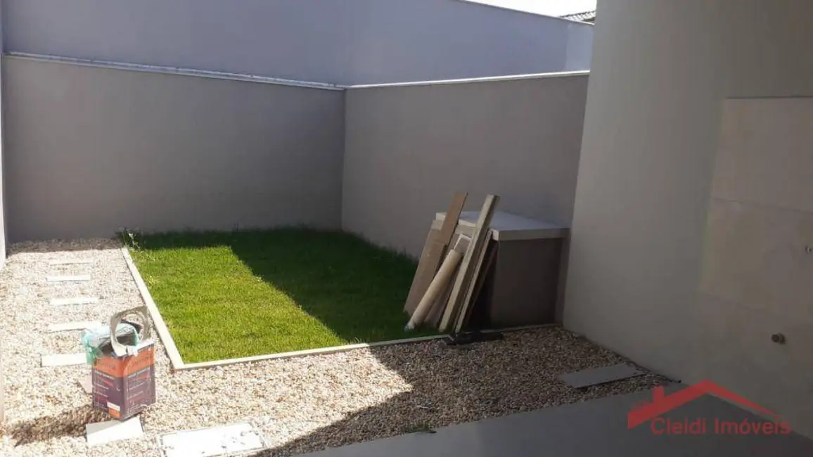 Casa com 3 quartos à venda, 123m2 em Saguaçu, Joinville - SC - imagem 9 Foto 9 de Casa com 3 quartos à venda, 123m2 em Saguaçu, Joinville - SC