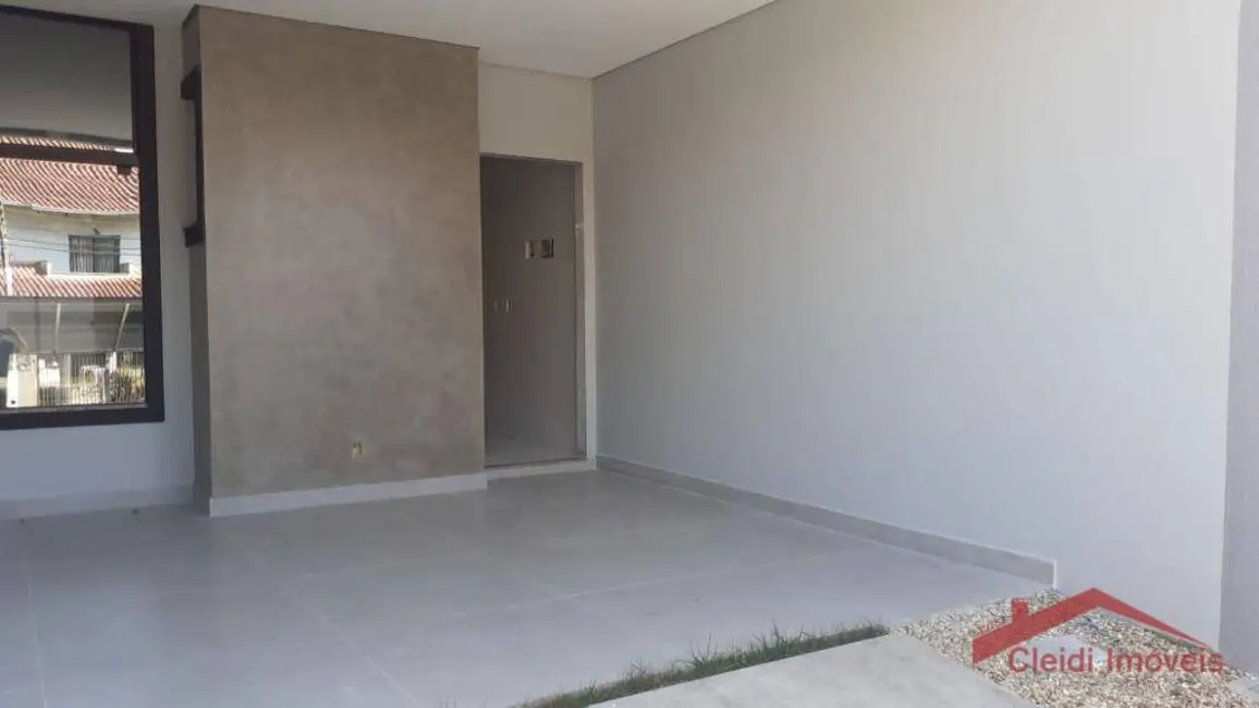 Casa com 3 quartos à venda, 123m2 em Saguaçu, Joinville - SC - imagem 8 Foto 8 de Casa com 3 quartos à venda, 123m2 em Saguaçu, Joinville - SC