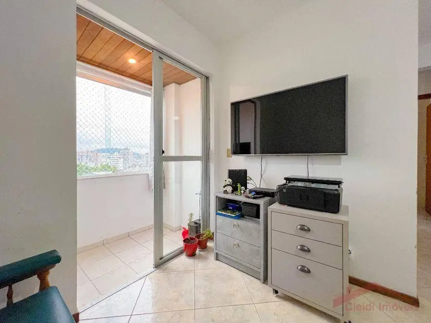 Foto 4 de Apartamento com 2 quartos à venda, 72m2 em Saguaçu, Joinville - SC