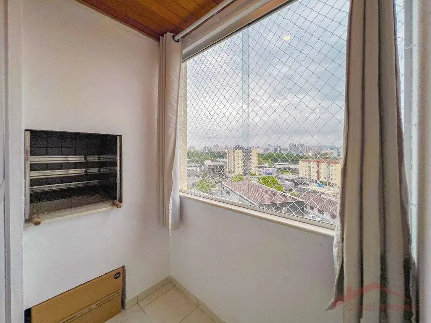 Foto 8 de Apartamento com 2 quartos à venda, 72m2 em Saguaçu, Joinville - SC