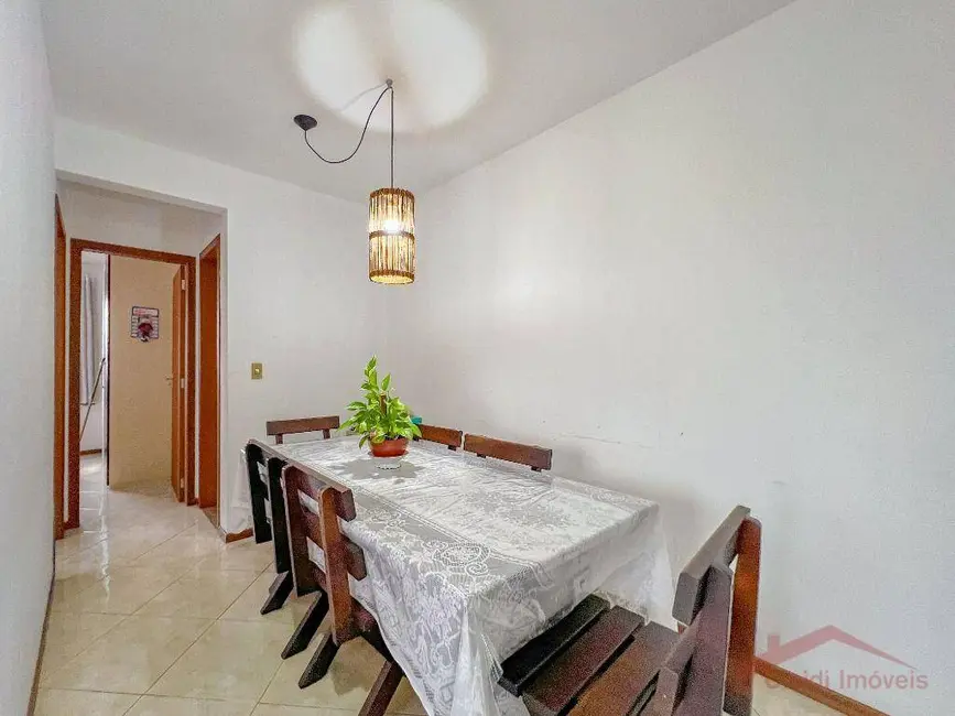 Foto 6 de Apartamento com 2 quartos à venda, 72m2 em Saguaçu, Joinville - SC
